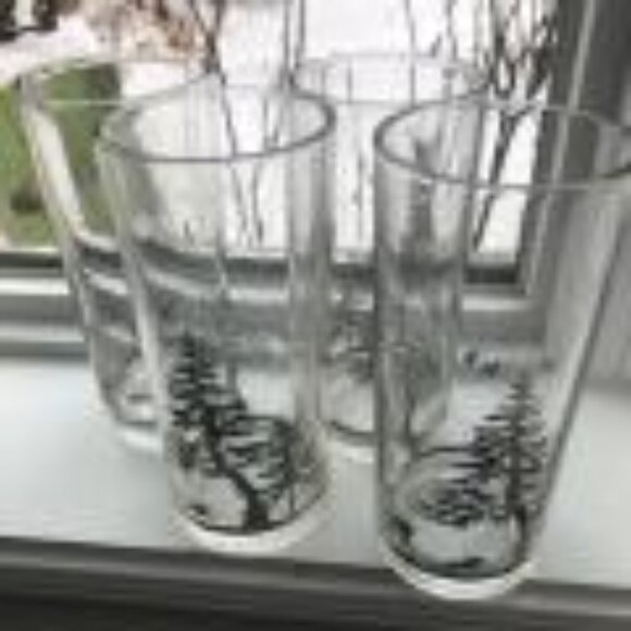 Set of 4 Vintage Christmas glasses - Picture 3 of 5
